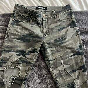 Express camo skinny Jean